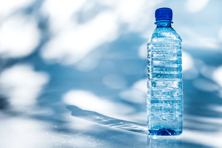 Bouteille d'eau minérale