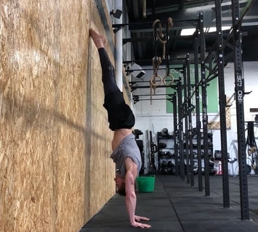handstand hold
